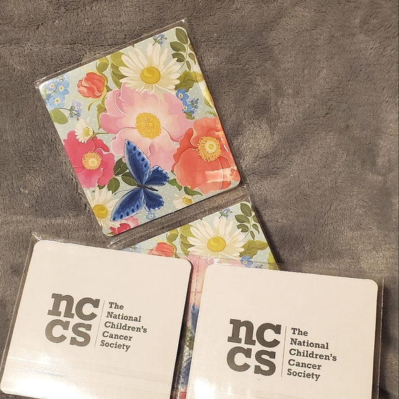 4 NCCS floral and butterfly cardboard coasters - Picture 2 of 2